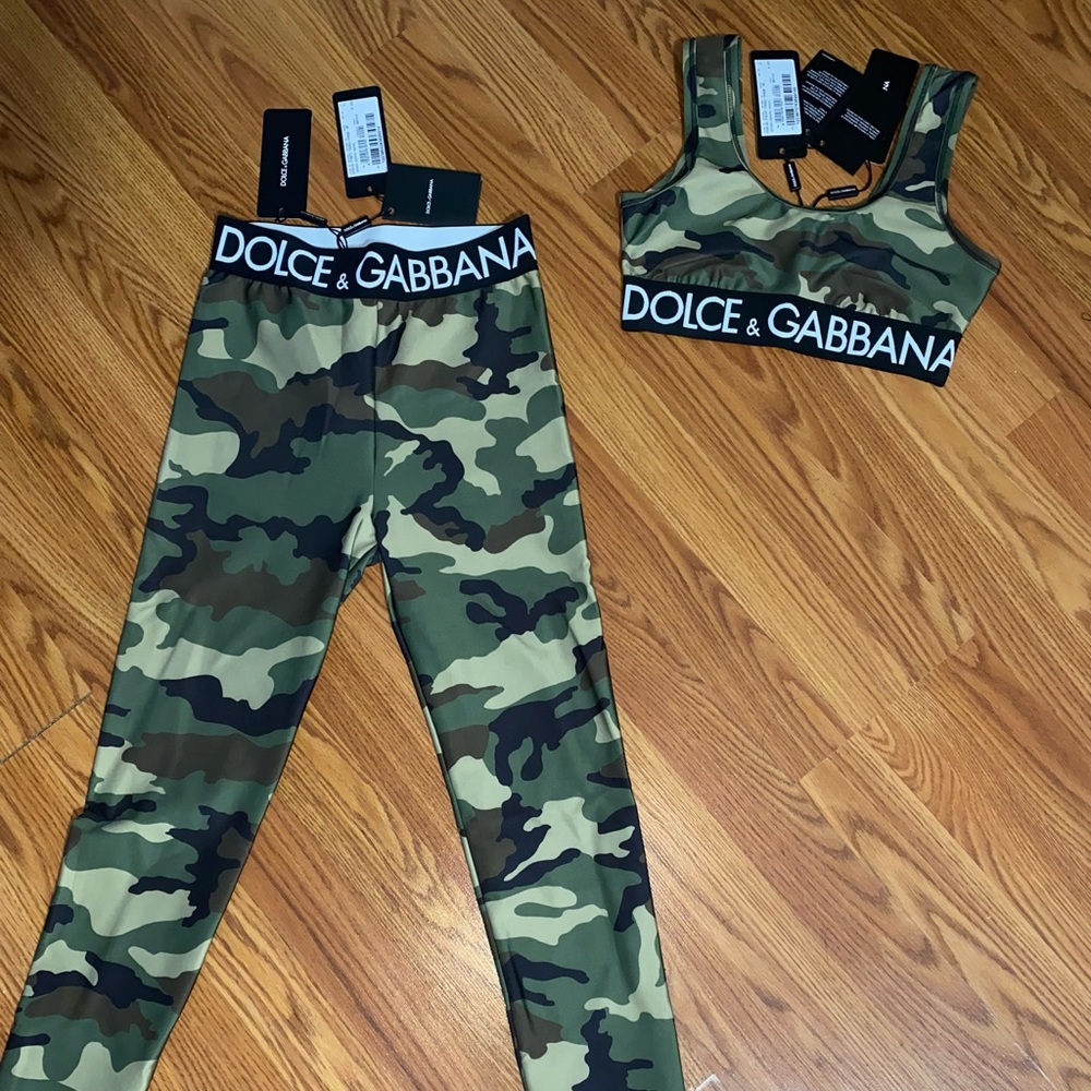 Dolce & Gabbana Camouflage-print leggings and Top